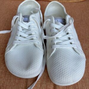 Xero shows Dillon style for women